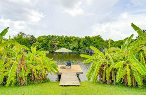 Port Charlotte Home with Sunroom, Grill and Fire Pit! - Foto 1