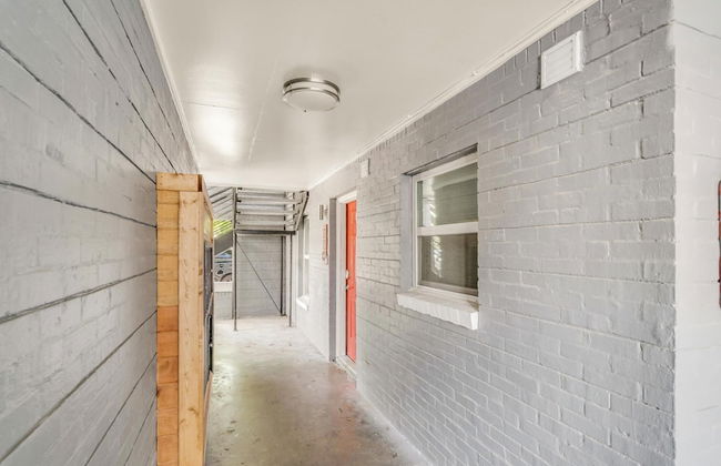 Modern 2BR Near UT Hyde Park Evonify - Foto 24