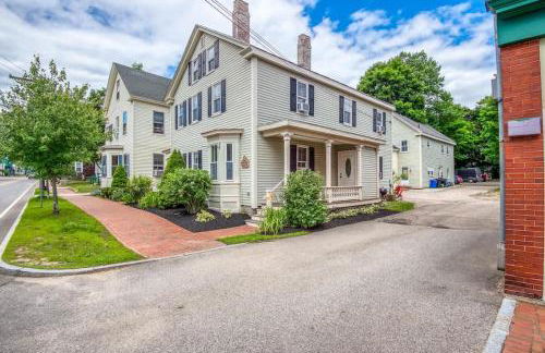 Spacious 6BR close to Portsmouth beaches and UNH - Photo 30