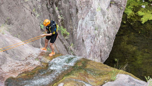 Rapel durante a descida