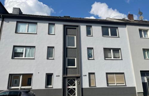 schön wohnen ! Netflix Nespresso Küche Parkplatz Garten - Foto 3