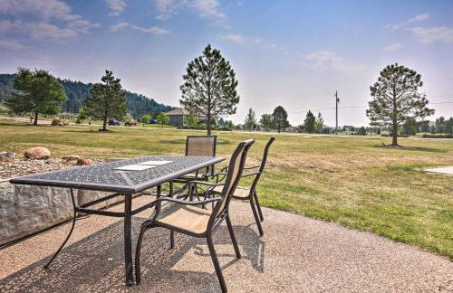 Cozy Black Hawk Retreat with Games and Patio - Foto 20