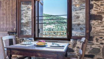 Plagia Rooms - Photo 3