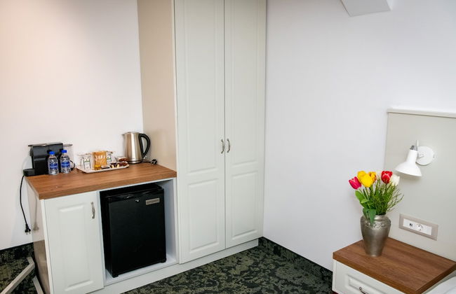 Agora Boutique - Photo 17