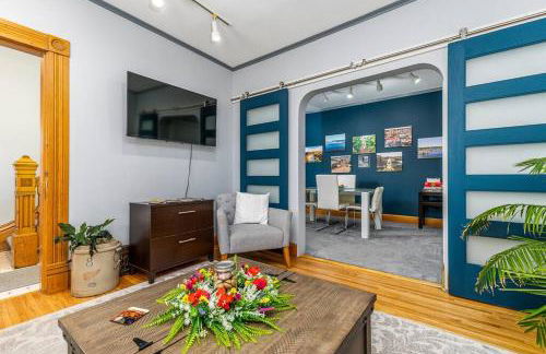 The Dubuque House - Historic Downtown Location! - Foto 19