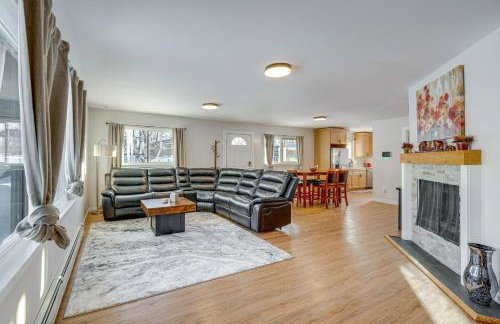 Walkable Adventure Base in Midtown Anchorage - Foto 1