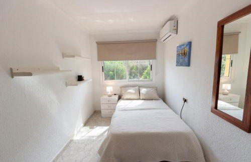 2 Private Abodes in One Magnificent Villa! - Foto 47