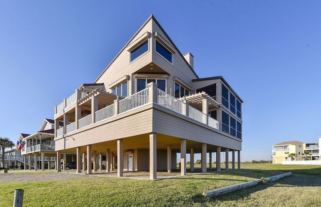 Chateau Soleil - Photo 1