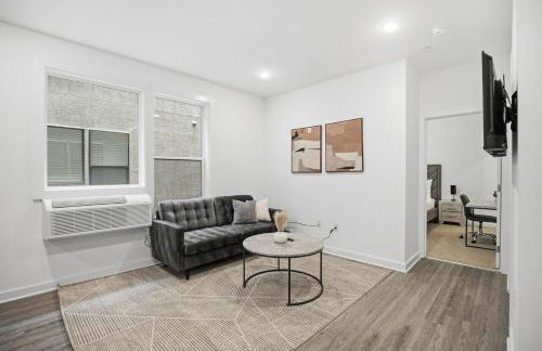 Cozy 1BR home inside the Fairmount Square building - Foto 14