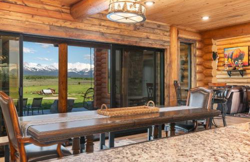 Luxe Teton View Log Cabin Hot Tub Large Groups - Foto 17