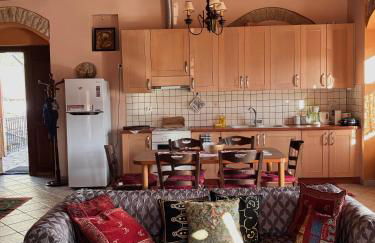 Sophia's Stone House - Foto 16