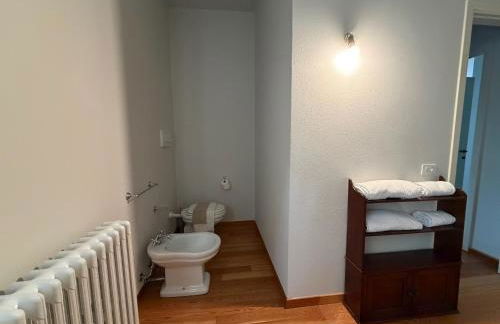 Luxury Lakefront Villa on Lake Maggiore with Private Beach - Photo 48