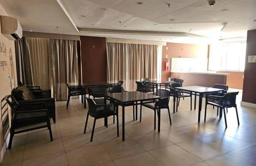 Premier Flat Queimados - Foto 12