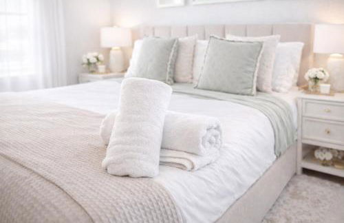 New Haven Staycation Near Yale Washer and Dryer Groups - Foto 24