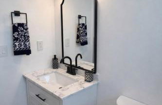 Stay in the Heart of Hillcrest! - Photo 48