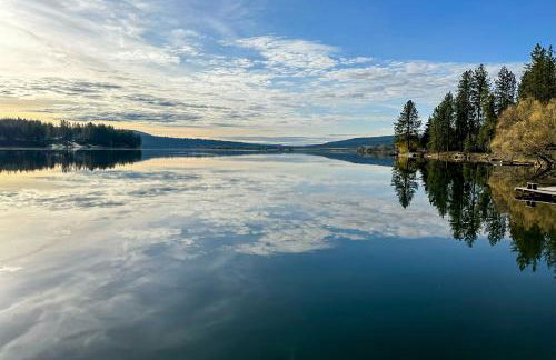 Private Lake Access and Dock Home Near Spokane - Foto 1
