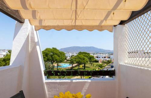 Penthouse for 4 Rooftop Terrace & Communal Pools - Photo 14