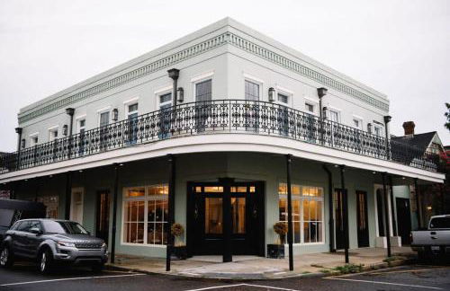 The Burgundy House #1 Steps to the French Quarter - Foto 26