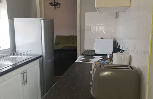 Gateshead's Amethyst 3 Bedroom Apt, Sleeps 6 Guest - Foto 9