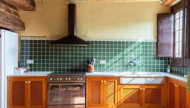 Vibranr Holiday Home in Aiguaviva With Swimming Pool - Foto 3, Cocina privada