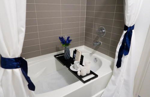 Cosmic Serenity Retreat 1BD Lux King in Southeast Jax - Foto 3