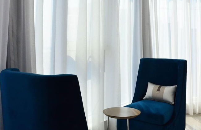 The Lodge Suites - Photo 21