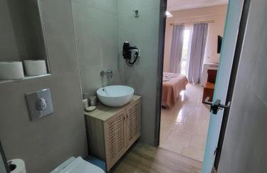 Paradise Bar Apartments - Photo 56