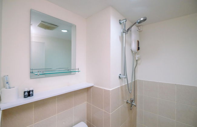 Simply Look and Tidy 2BR at Podomoro Golf View Apartment - Foto 12