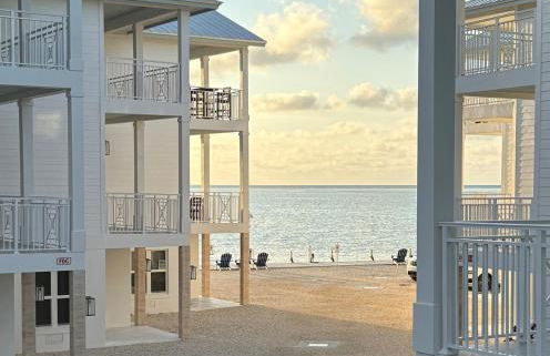 Oceanfront Islamorada Townhome with Dock and Pool - Foto 1