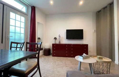 À 1km Plage du Midi et Palais des Festivals - Appartement Centre Cannes avec Cour Extérieur Privée - Photo 30