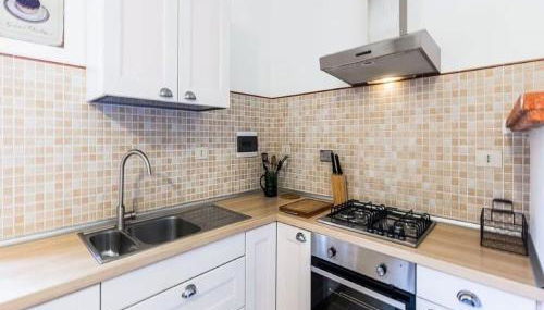 Agriturismo Poggio di Montepescoli - L'aia - Foto 5