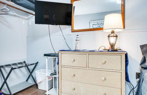 Walk to Old Orchard Pier Cozy Beachfront Condo! - Foto 7