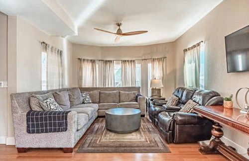 Huge Cozy Home with Many Bedrooms in Ivywild - Foto 67