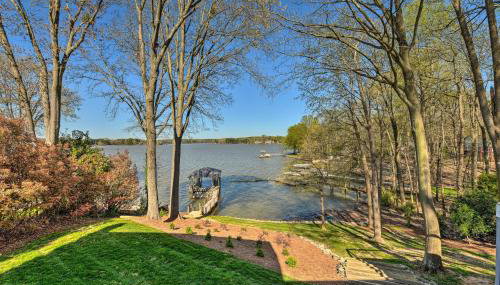 Riviera Paradise with Private Dock! home - Foto 3