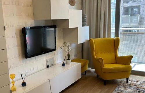 1-bed Apt, Sleeps 4, Central To Shops & Transport - Foto 9