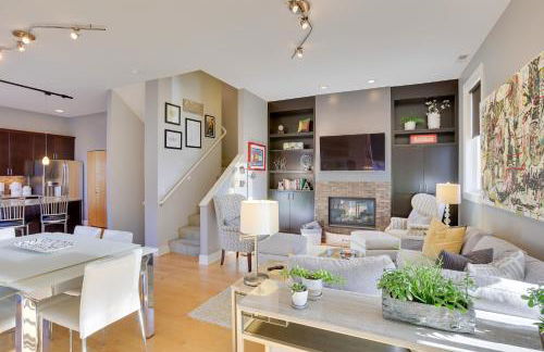 Downtown Condo with Rooftop Patio and City Views! - Foto 7