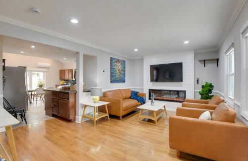 Great for Gatherings! Charming Woodbridge Duplex - Photo 1