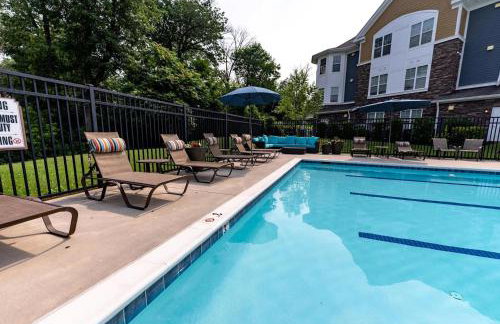 Landing Beautiful 2BD Gym Pool - Foto 19