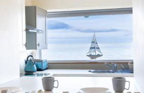 Superb Cintra Beachside Apartments - Photo 8