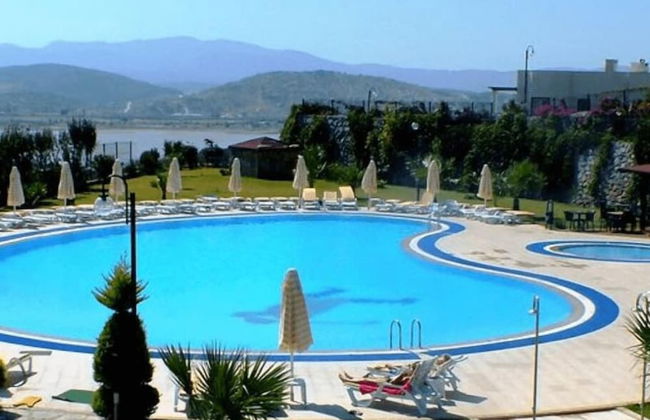 1 Bedroom Apartment Lake View 8 by Likya Global - Photo 15