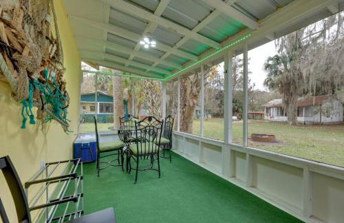 Hawthorne Anglers Cabin with Lake and Dock Access! - Foto 3