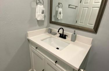 Spacious 3 Bedroom , 2 Bath House - Foto 20