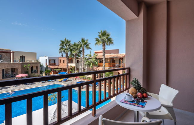 Omega Platanias - Foto 61