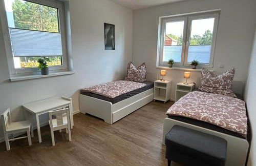 Exklusive Ferienwohnung bei Berlin, bis 5 Gäste, große Terrasse, Garten - Foto 24