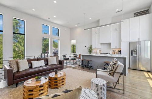 Beautiful Perfectly Located Luxury 2 Bed Townhome - Foto 1