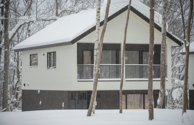 LYS GRACIEUX【Ezo Fuji hoothills】 - Photo 1