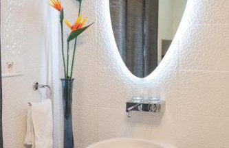 Apartment PLAZA -Wallbox 11kW- Private SPA- Jacuzzi, Infrared Sauna, Luxury massage chair, Parking, Entry with PIN 0 - 24h, FREE CANCELLATION 24 hours before Check In,Premium pillows and mattress - Photo 50