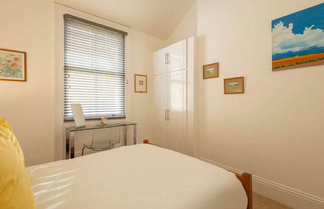 Host Stay Chatsworth Court Apartment - Photo 6