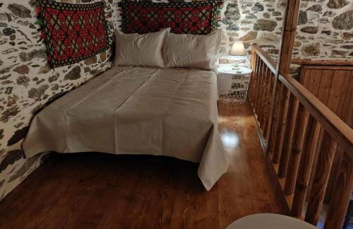 Πέτροκτιστο Σπίτι. Stone House - Foto 10