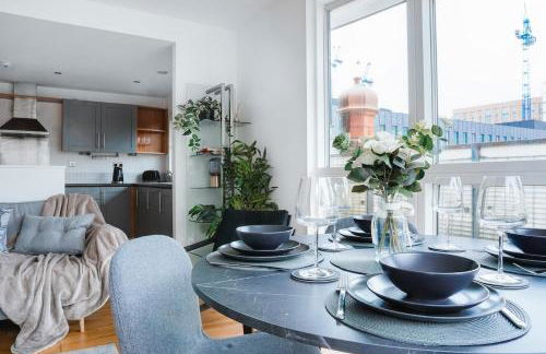 Chic 2BR City Centre Balcony Near Victoria St - Foto 18